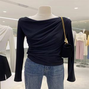 프랑스 이탈리아풍 마이너 키 퍼스널라이즈드 하이엔드 느낌 원숄더 플리츠 디자인 긴팔 티셔츠 여성 슬리밍 핏