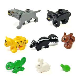 8개의 숲속 동물 MOC 빌딩 블록 세트 DIY 장난감 늑대 스컹크 호랑이 표범 다람쥐 도마뱀 토끼 개구리 모델 블록