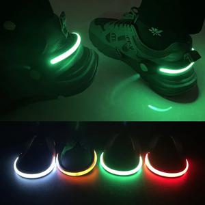1pc LED 빛나는 신발 클립 야간 달리기 경고 밝은 플래시 라이트 안전 신발 클립 U 자형 미끄럼 방지 경량 신발 클립