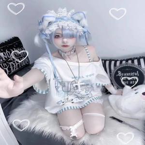 일본 하라주쿠 스타일의 귀여운 그래픽 티셔츠, 여성용 고양이 프린트, 여름용 오프숄더 스타일, 짧은 소매, 오버사이즈 핏, 루즈한 캐주얼 티셔츠
