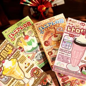 30pcs 스티커북 귀여운 일본 스타일 글리터 필름 다이컷 스티커북 DIY 핸드메이드 스크랩북 미적 감각의 문구류