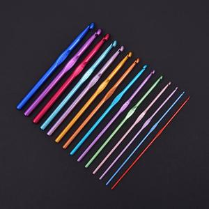 14PCs 다채로운 알루미나 단일 헤드 크로 셰 뜨개질 도구 스웨터 바늘 직조 후크 바늘 세트