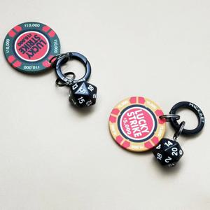 LuckyStrike 럭키 세라믹 칩 주사위 ins 바람 키 체인 검은 금속 펜던트 맞춤 보석