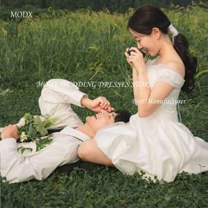MODX 화이트 심플 한국 웨딩 드레스 사진 촬영 분리형 숄 플리츠 신부 가운 A 라인 미니 웨딩드레스 맞춤 제작 브릿지