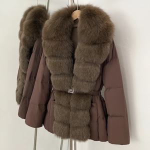 리얼리티 퍼 아우터웨어 다운 재킷 캐주얼 파카 2025 럭셔리 천연 폭스 퍼 칼라 화이트 덕 다운 코트 여성 퍼퍼 재킷