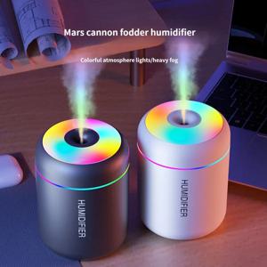 USB 미니 가습기, 저소음, 넓은 범위의 분무, 다채로운 색상의 무드 조명, 차량, 가정 및 에어컨이 설치된 공간에 적합