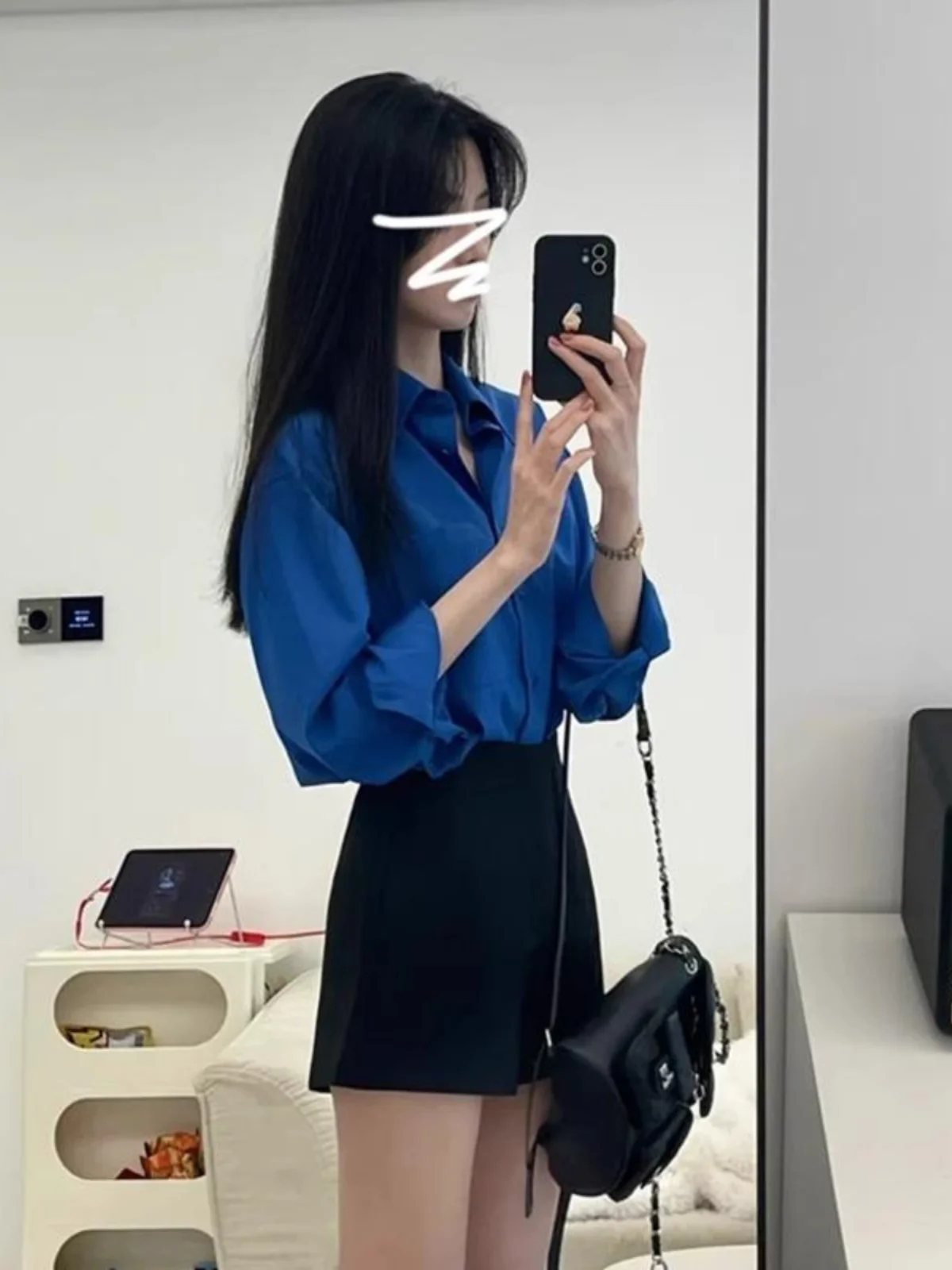 우아한 여신 스타일 뉴 클라인 블루 셔츠 디자인 긴팔 슬리밍 패셔너블 레이어링 젊은 감각의 탑 여성 폴로 셔츠