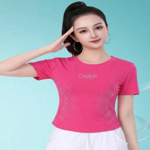 새로운 짧은 라운드넥 티셔츠 여성 슬림핏 라인스톤 여름 다용도 스포츠 댄스탑 스타일리쉬 데일리 퍼포먼스 의류