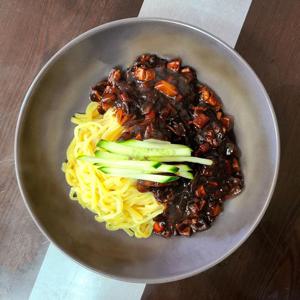 [더 깊은 맛] 중화면1kg + 짜장소스250g*5