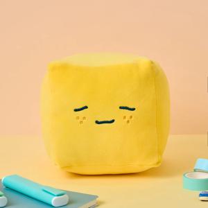 버터군 미니 큐브쿠션