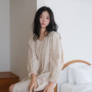 엔느 플라워 긴팔 원피스 잠옷