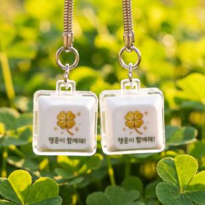 황금 행운 클로버 LED 키캡키링 네잎클로버 열쇠고리 가방고리 백참 에어팟 버즈