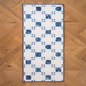 메모리 타일 롱 러그(블루) Memory Tile Long Rug (Blue)