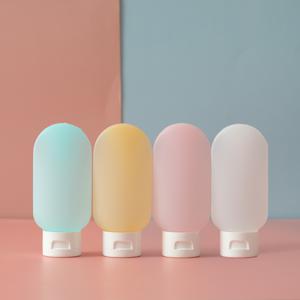 4개 실리콘 여행용 병 세트 | 2.03 oz 누수 방지, 재사용 가능한 샴푸 및 화장품 용기, 여행용으로 적합, 크리스마스 및 추수감사절 여행에 이상적