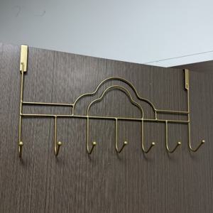 금색 구름 모양의 드릴 불필요 현관문 후크, 수건, 목욕 가운, 코트 걸이용으로 완벽하며 침실, 다용도 랙에 이상적인 수납 랙입니다.