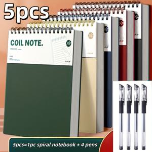 5개 세트, 스파이럴 공책 1개 + 펜 4개 포함, 색상 랜덤. 공책 및 다이어리: 빈티지 A5 공책 - 단면 페이지, 수채화 디자인 하드 커버 - 대학생에게 이상적
