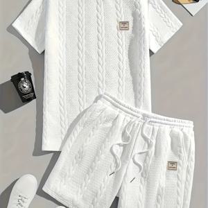 2pcs 남성용 신상 자카드 세트 - 패션 리조트 스타일 캐주얼 스포츠 라운드넥 상의와 아웃도어 반바지