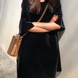 새로운 패션 우아한 캐주얼 데일리 다용도 편안한 루즈핏 반팔 벨벳 여성 드레스