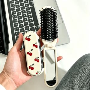 거울과 체리 프린트가 있는 접이식 포켓 헤어 브러시 - 크림색 베이스 에어 쿠션 빗, 일반 모발용, 강모, 휴대용 스타일링 거울, 여행용 헤어 케어용