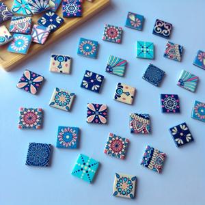 150g 팩당 DIY 퓨즈드 글라스 타일, 다양한 색상과 패턴의 3D 아름다운 조각, 홈 , DIY 공예, 예술적인 플로럴 디자인, 창의적인 아트 프로젝트용. DIY 공예 재료, DIY 공예 재료