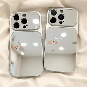 휴대폰 케이스 - 미니 스마일 디자인의 휴대폰 케이스, Apple 17 Pro Max에 적합합니다. 이 미러 케이스는 iPhone 17, 16, 15, 14, 13, 12, 그리고 11 Pro Max와 호환됩니다.
