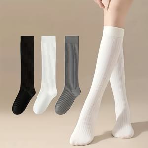 여성용 가을/겨울용 종아리 양말 3켤레 세트. 밀크 화이트 디자인, JK 스타일에 적합하며, 세로 패턴과 니하이 스타일이 특징입니다.