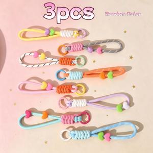 3개입 (색상 랜덤) 부드러운 스타일 손으로 짠 키체인, 하트 비즈와 끈 포함, 학생 백팩 핸드백 액세서리 - 생생한 색상, 튼튼한 폴리에스터 스트랩, 휴대폰 추가, 키체인 및 휴대폰 케이스용