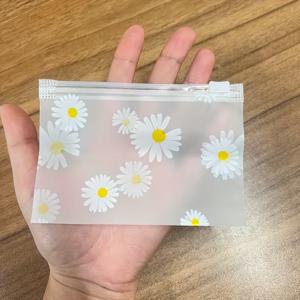 그녀/그를 위한 선물: 데이지 패턴 25개입 반투명 프로스트 플라스틱 지퍼백, 재사용 가능한 투명 보관 파우치, 화장품, 주얼리, 헤어 액세서리, 사무용품, 공예품, 문구류 정리용