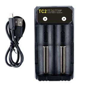 TC2 2구 리튬 이온 충전기: USB 케이블 포함. PD/QC 고속 충전 지원. 독립적인 2개의 슬롯, 간섭 없음. 16340, 18500, 18650, 26650, 18700, 20700, 21700 호환. LED: 빨간색=충전 중, 초록색=완전 충전