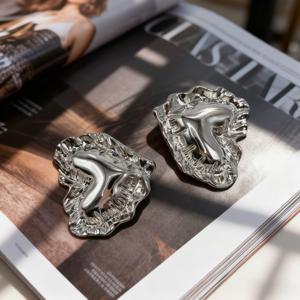 6개 세트 - 25/45mm 골든 & 실버 메탈 하트 단추, 독특한 빈티지 플리츠 패션 우아한 디자인, 여성용 가디건 스웨터 드레스 수트, 하트 모양 단추, 커프 및 칼라 단추, 의류 액세서리, 재봉 공예용, 의류 장식,레트로 패션 버튼,내구성 있는 버튼,패션 버튼,DIY 재봉,공예 애호가