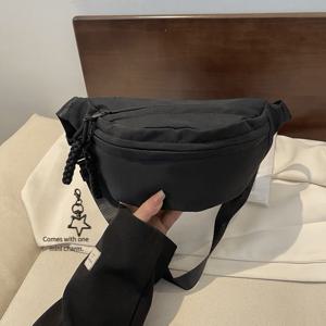 스타일리시한 여성용 체스트백, 웨이스트백, 크로스백 숄더백 1개, 심플하고 활용도 높으며 휴대가 간편함, 휴가, 여행, 캐주얼 외출용, 미니참 1개 포함