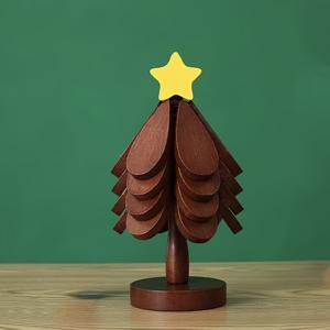 1 세트 크리스마스 트리 내열 패드, 4개 잎과 보관 랙 견고한 나무 내열 패드, 고온 테이블 매트, 견고한 나무 트리, 화분 패드, 코스터, 평면 팬 매트, 트리 모양 디자인 가정용 내열 테이블 매트, 베이킹 트레이 매트