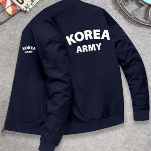 남성용 프린팅 패턴 디자인 재킷, KOREA ARMY 레터 프린트 재킷, 볼드체, 스트리트 캐주얼 스타일, 앞면 지퍼, 스탠드업 칼라와 포켓 포함 - 기계 세탁 가능한 고품질 폴리에스터 원단, 캐주얼 비즈니스 및 데일리웨어에 적합, 남성용 긴소매 아우터웨어 재킷 상의