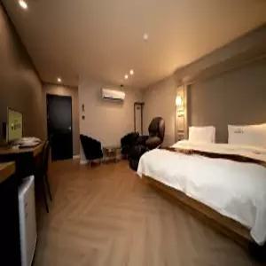 대구 동대구역 Hotel 포레스트701