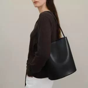[백화점상품] 로서울 브랜드마크 Medium Mug shoulder bag Black 머그백 MEDIUMMUGSHOULDERBAGBLACKGN