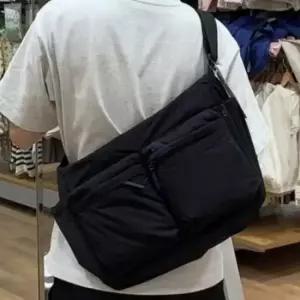 가벼운 스트릿 크로스 캐주얼백 나일론투 포켓 미니백 호보백 반달백 나일론가방