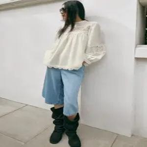 ZARA 로맨틱 레이스 블라우스 - 크림 8372/305/712