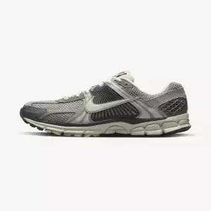 nike 줌 보메로 5 W - 코블스톤라이트 본미디엄 애쉬라이트 본 FB8825-001