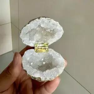 천연 크리스탈 반지 상자 모로코 동굴 보석 디스플레이 스탠드 주최자 보관 용기 발렌타인 데이 선물