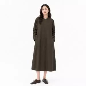 [백화점상품] A HILO 브랜드마크 아일로(A HILO) 앞핀턱자수원피스 AHIO210
