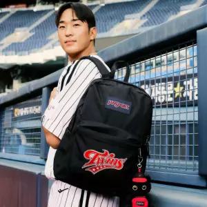 JSPU262MBBP031BK000 잔스포츠 X LG TWINS 슈퍼브레이크 BLACK 6815824