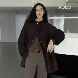 로보 26FW 스웨이드 하이넥 케이프