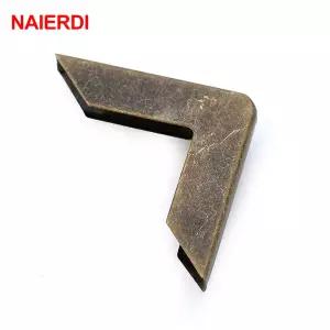 틈새 수납장 슬림 틈새장 NAIERDI-골동품 금속 나무 상자 코너 장식 보호 책 노트북 앨범 메뉴 폴더 책상