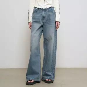 WOMAN 스냅 디테일 와이드 데님 팬츠 BLUE / WBE3L115081413635