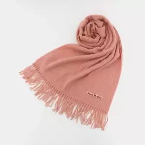 아크네 26FW 패치로고 내로우 울 프린지 헤비 공용 머플러 CA0210 29N