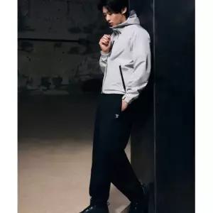 에센셜 시그니처 기모 조거팬츠 XTMTP10J3 5236968