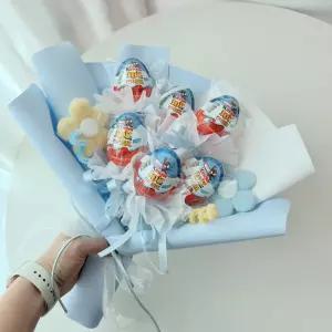 킨더조이 꽃다발 졸업식 인형꽃다발 축하 킨더조이 발표회 학예회 재롱잔치 콩쿨