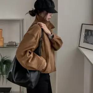[소장가치/무드보장] 넥플랩 하이넥 블루종 스웨이드 자켓