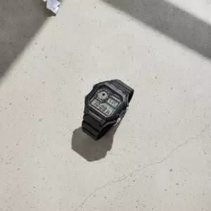 카시오 AE-1200WH-1AVDF 디지털 손목시계 세계시간 스포츠 시계