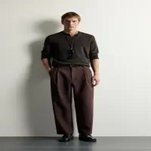 ZARA 릴렉스핏 플리츠 팬츠 - 석류색 8281/740/971 647514